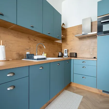 Lägenhet Spacious And Bright Near Train Station And Palais Des Festivals - Benakey *